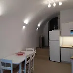 Santorini Cave * Exo Gonia