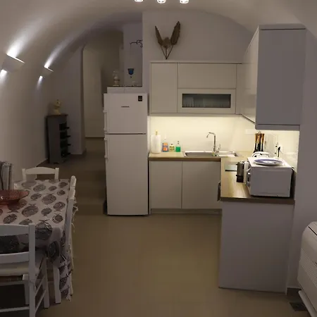 Santorini Cave Vakantiehuis Éxo Goniá