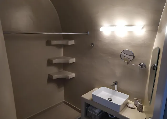 Santorini Cave Tatil Evi Éxo Goniá