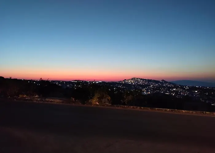 Santorini Cave בית נופש *